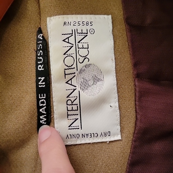 Vintage International Scene Long Tan Double Breasted Coat with Gold Buttons 7/8 - Picture 10 of 11